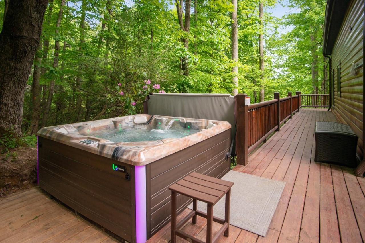 Iron Mountain Lodge - Beautiful Cabin With Forest & Mountain Views! Butler Kültér fotó