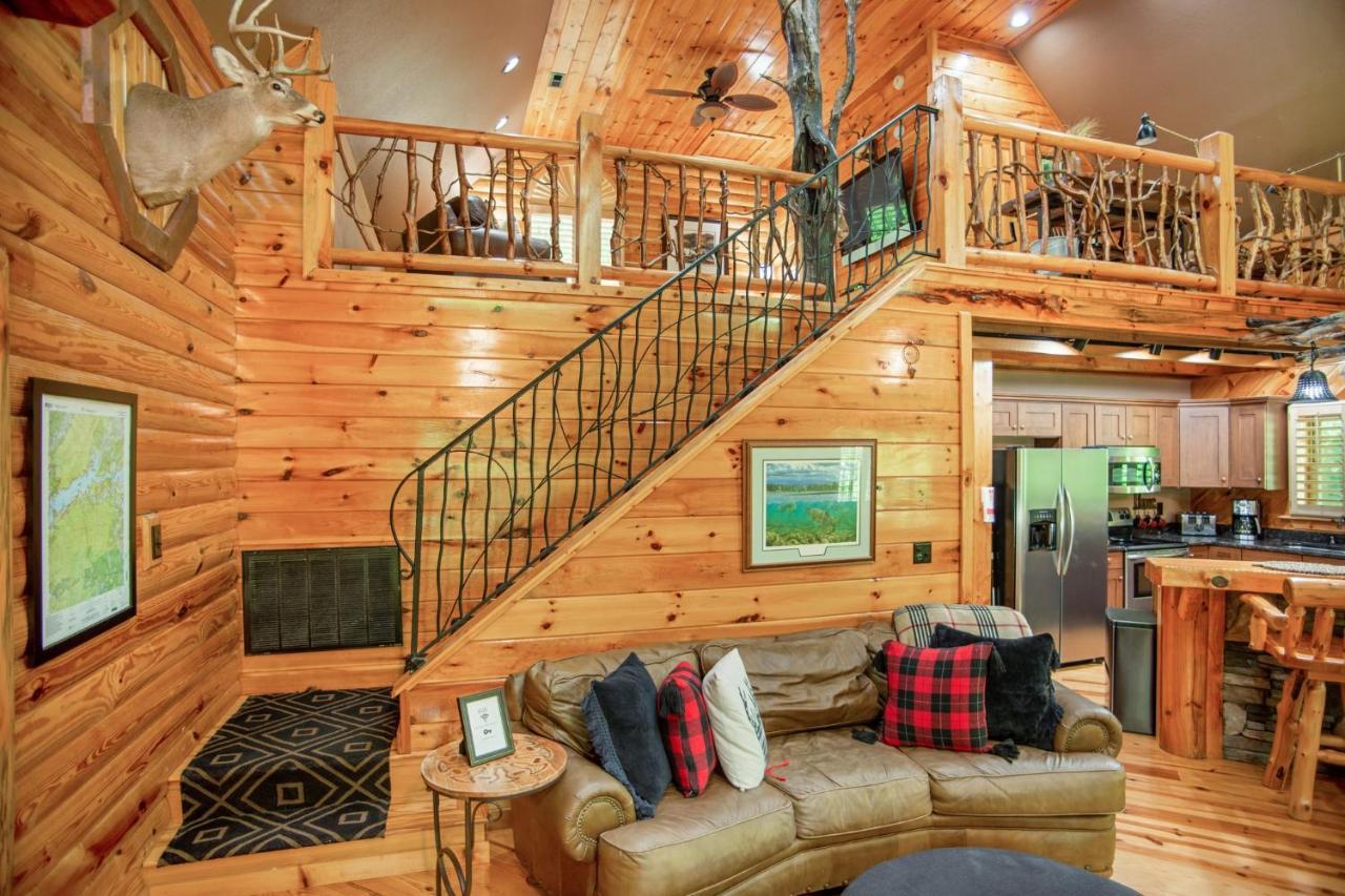 Iron Mountain Lodge - Beautiful Cabin With Forest & Mountain Views! Butler Kültér fotó