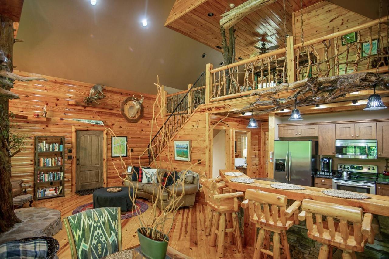Iron Mountain Lodge - Beautiful Cabin With Forest & Mountain Views! Butler Kültér fotó
