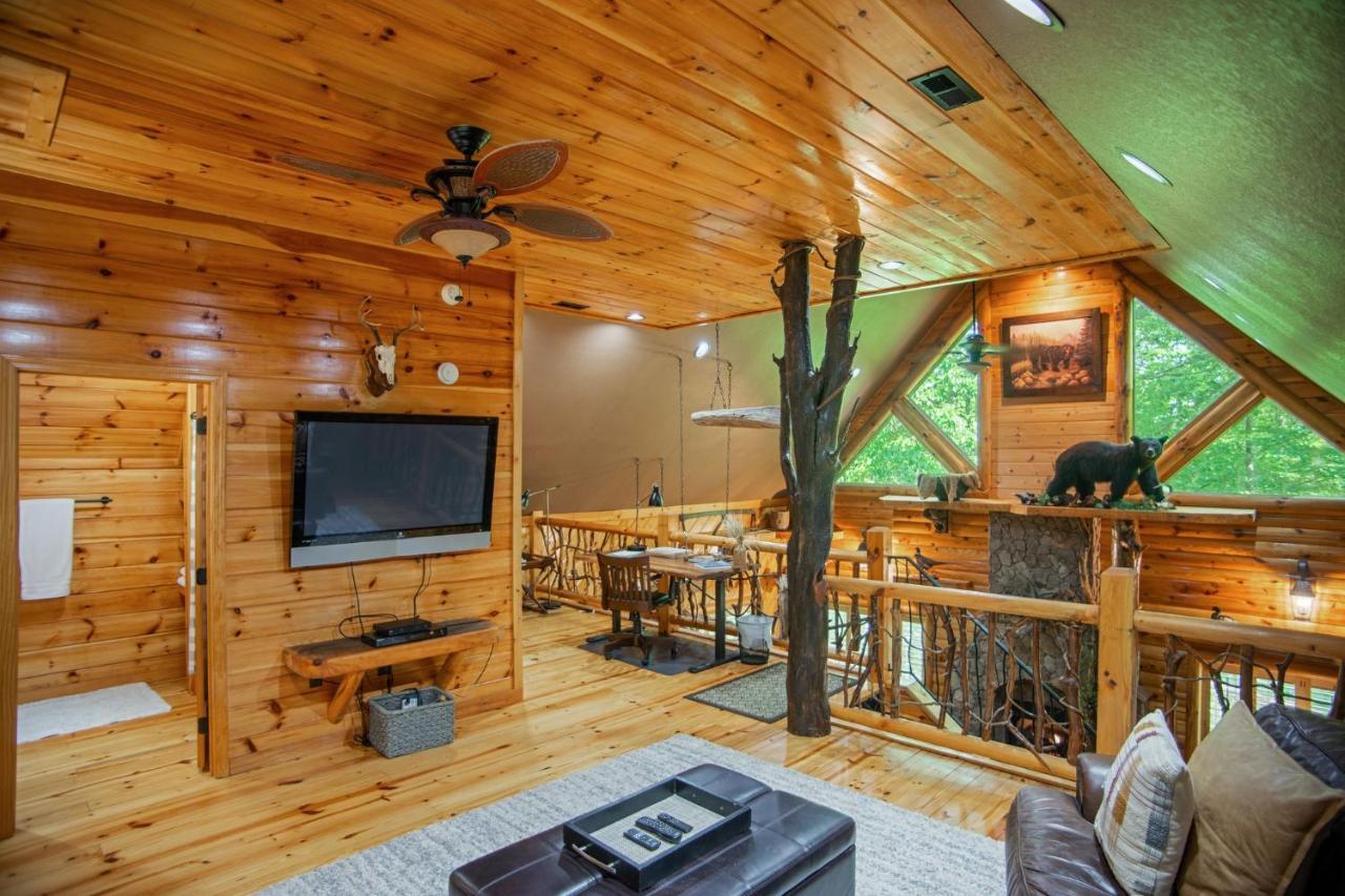 Iron Mountain Lodge - Beautiful Cabin With Forest & Mountain Views! Butler Kültér fotó